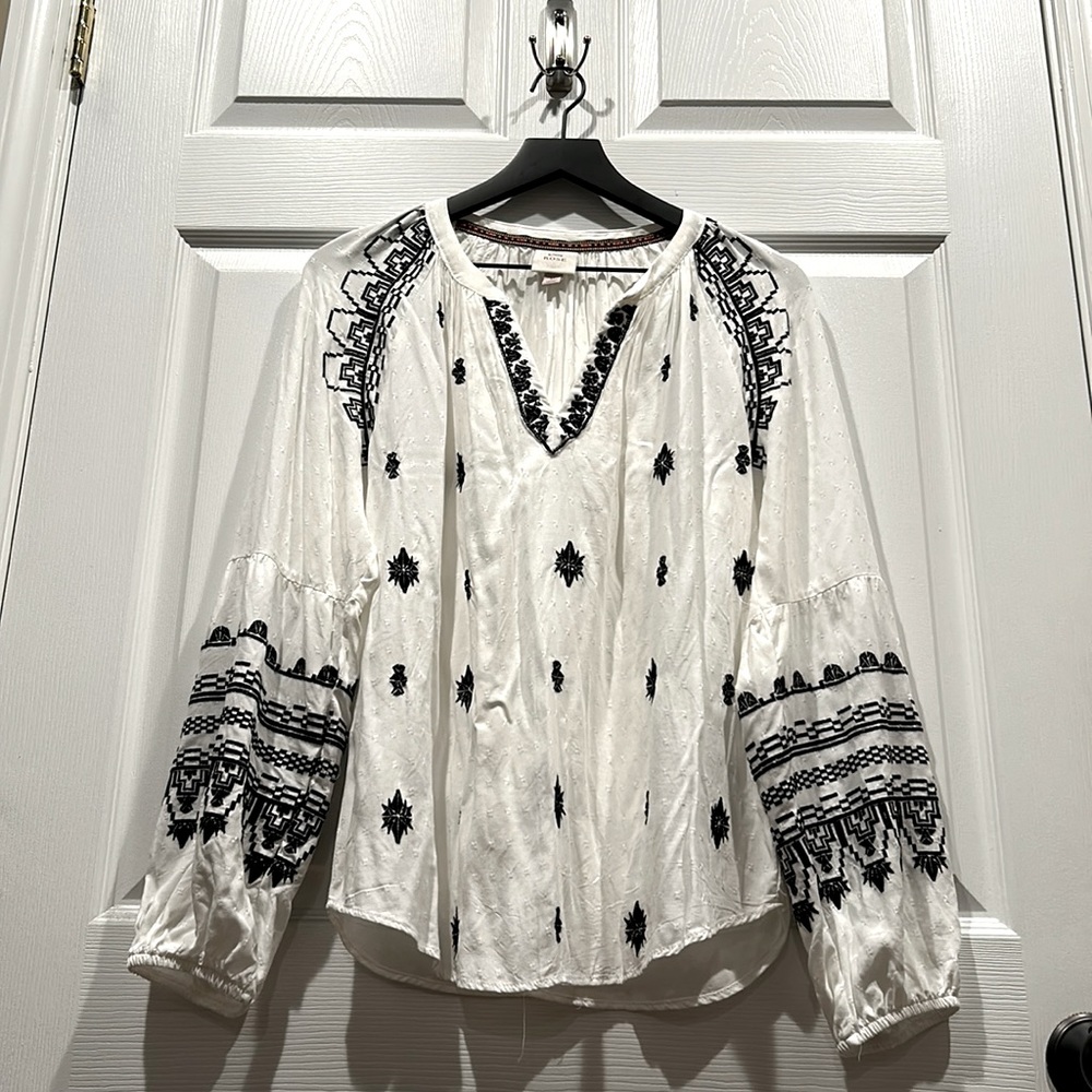 Knox Rose White Top with Black Embroidery
